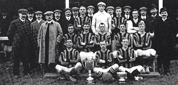 Oscar Linkson, standing to the left of the goalkeeper. Barnet Alston FC 1907-8