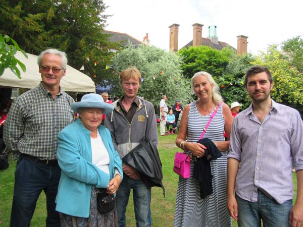 Dr Gillian Gear, archivist at Barnet Museum, launches the Battle of Barnet Project.  L to R : Philip Hulme of the Hadley Trust; Dr Gear, Dave Adkin, Janet Hulme and Sam Wilson - archaeologist from Huddersfield University