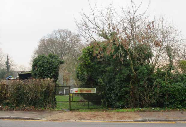 A farmyard gate in Wood Street, almost opposite the Arkley public house, would be the start of a woodland walkway to Wellhouse Lane and Barnet Hospital