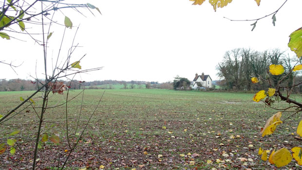 Looking east across the Green Belt from South Mimms